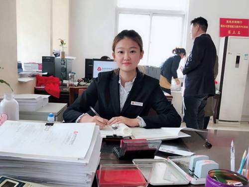 計算機信息管理專業優秀畢業生—姜曉紅